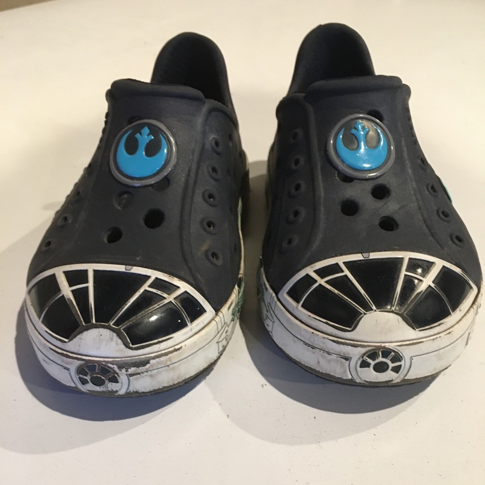 STAR WARS Kids Crocs Millennium Falcon J20-1